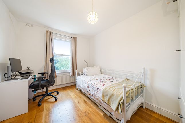 Terraced house for sale in Alexandria Road, London