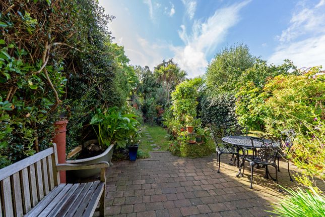 36, Dover Road, Wanstead photo 2