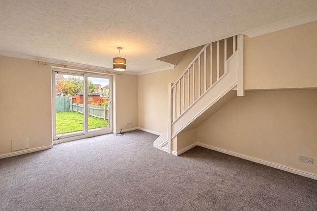 8, Fieldfare Drive, Peterborough photo 4