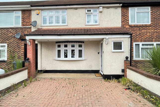 Thumbnail Terraced house to rent in Rosewood Avenue, Hornchurch