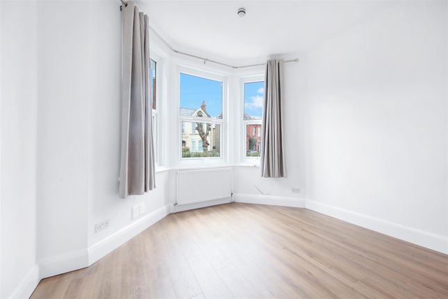 Flat to rent in Wrentham Avenue, London