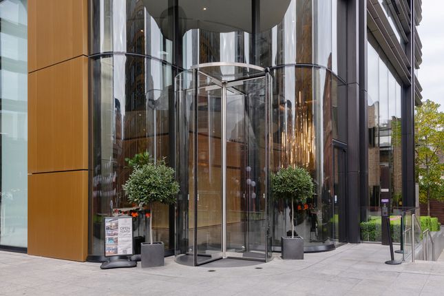 Flat 15.04, 2, Principal Place, Worship Street, London photo 3