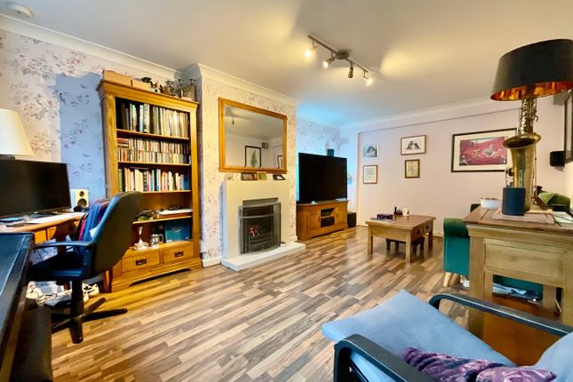 23, Fairfield Road, Newport photo 4