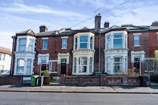 Thumbnail Property to rent in Lawrence Road, Southsea