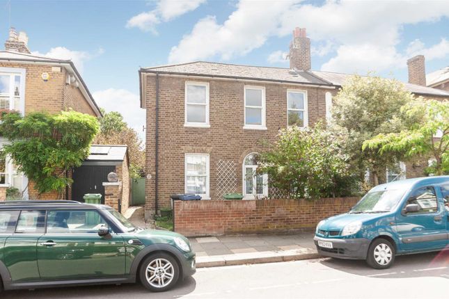Thumbnail Flat to rent in Mill Hill Road, London