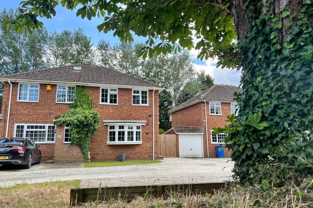 Thumbnail Semi-detached house for sale in Wallbridge Lane, Upchurch, Rainham, Kent
