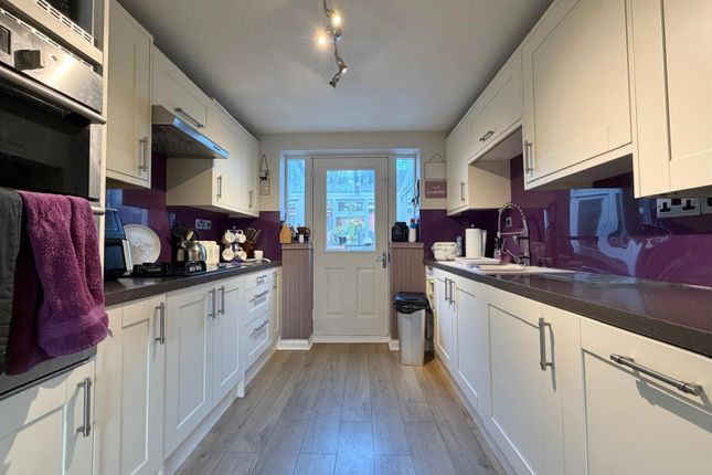 31, Banksia Close, Devon photo 3