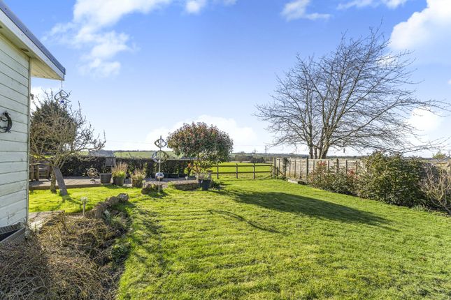 Threeways End,, Claydon, Oxfordshire photo 3