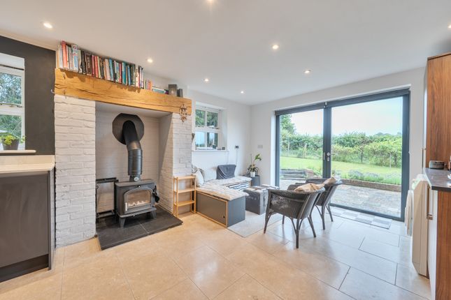Rosewood & Stable Cottage, Woodland Drove, Twyford photo 4