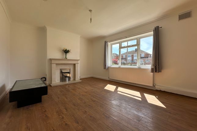 225, LEAMINGTON SPA photo 3