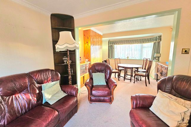 32 Cherry Tree Avenue, Walsall photo 2