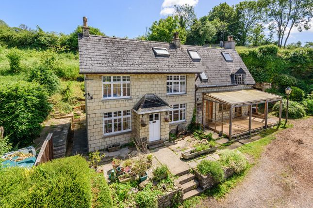 Thumbnail Detached house for sale in Bath Road, Nailsworth