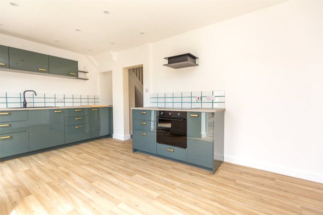 1, Chakeshill Close, Bristol photo 3