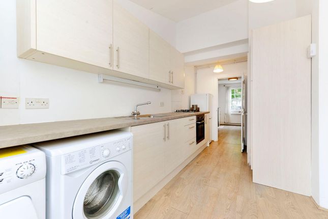 Cottage to rent in St Marys Square, Ealing