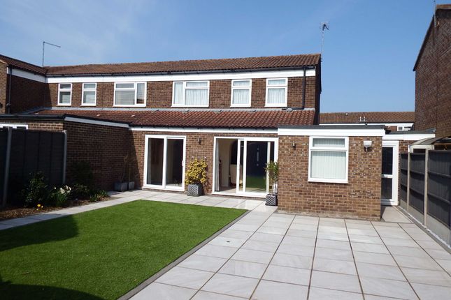 4, Bawdsey Close, Hertfordshire photo 2
