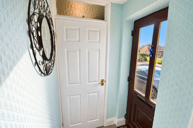 72, Grange View, Doncaster photo 3