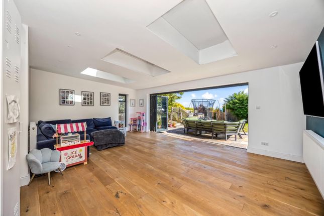 15, Firle Road, Lancing photo 4