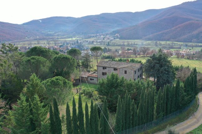 Country house for sale in Località San Faustino, Pietralunga, Perugia, Umbria, Italy