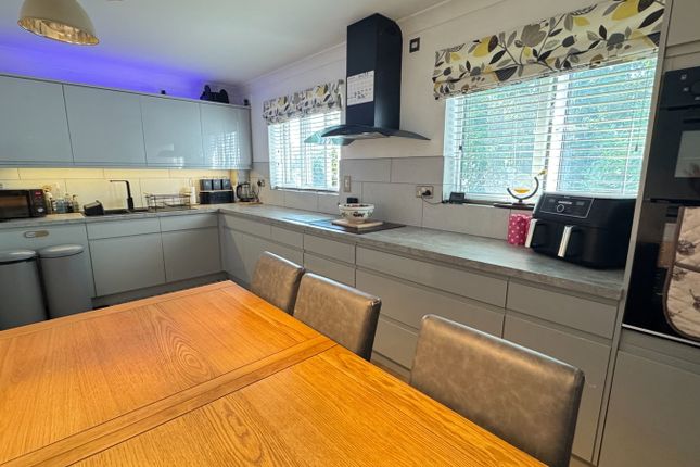 15, Springfield Road, Liskeard photo 4