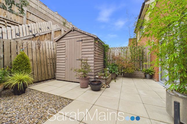 64 Chester Pike, Newcastle Upon Tyne photo 4