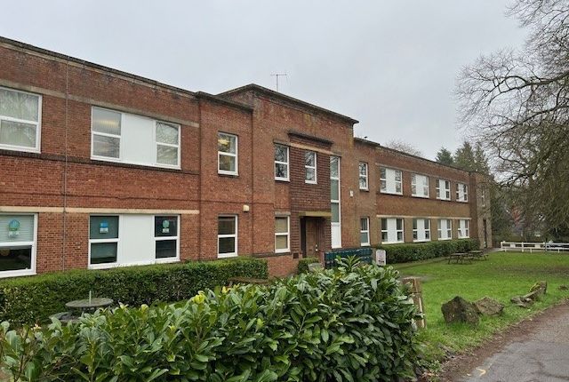 Office to let in The Park, Market Bosworth, Leicestershire