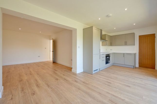 3, Cornmill Gardens, Polegate photo 4