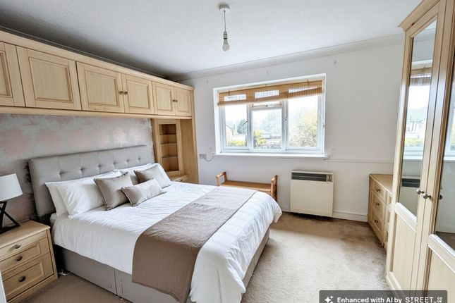 17 Chestnut Place, Edenbridge photo 4