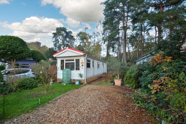 Nine Mile Ride, Finchampstead RG40, 1 bedroom mobile/park home for sale