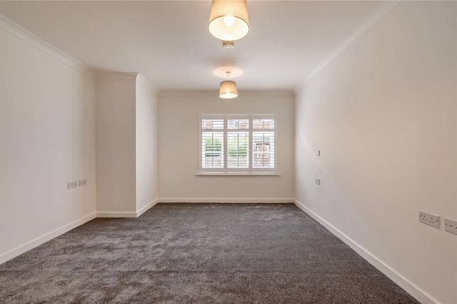 5 Alice Bye Court,, Bluecoats, Berkshire photo 4