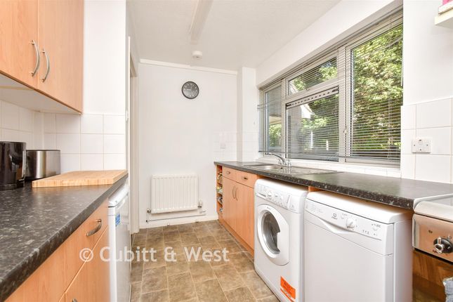24, Levett Road, Leatherhead photo 3