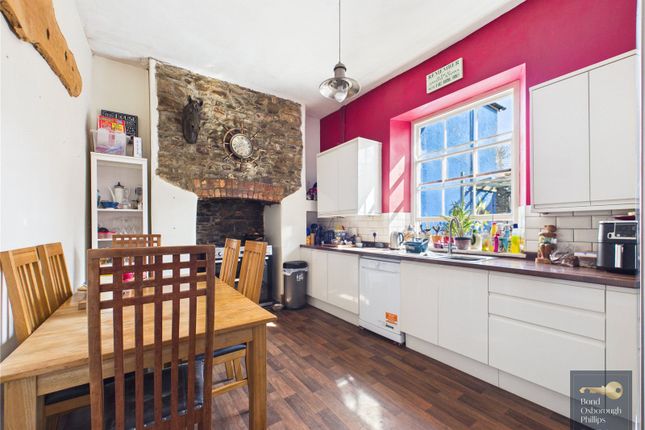 4, Halsdon Terrace, Devon photo 4