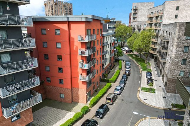 Flat for sale in Runnel Court, Spring Place, Barking