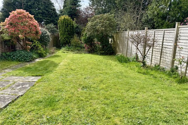 44, Rosewood Gardens, New Milton photo 2