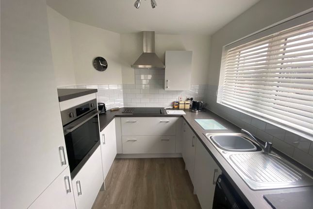 25 Austen Lodge,, London Road, Hampshire photo 3