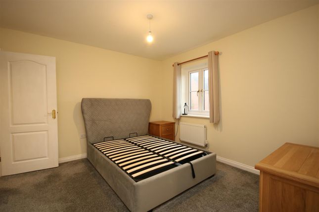 28, The Meadows, Hereford photo 3