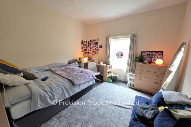 64, Cardigan Road, Headingley photo 5