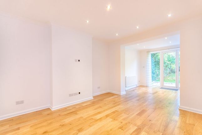 Slough Lane, Kingsbury photo 4