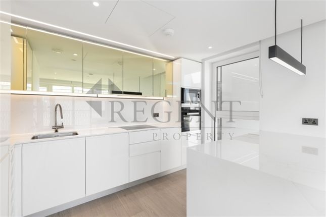 Flat for sale in Lincoln Apartments, Fountain Park Way W12