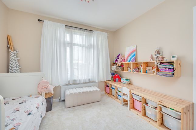 Terraced house for sale in Collingwood Road, Mitcham