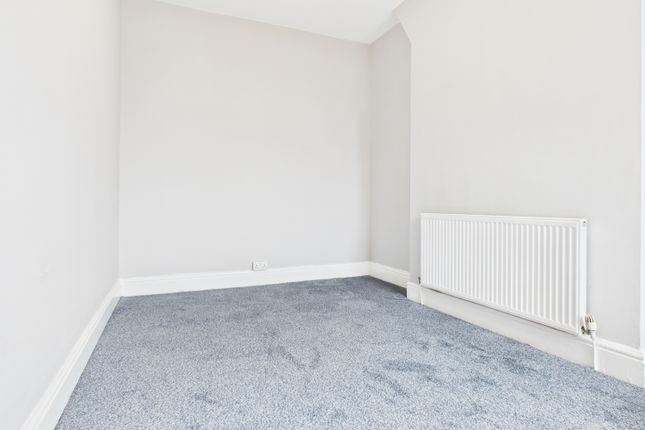 Cam03729G0-Pr0139-Still012