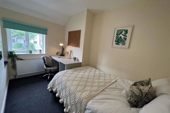 12, MASTER Twyford Road, Brighton photo 2