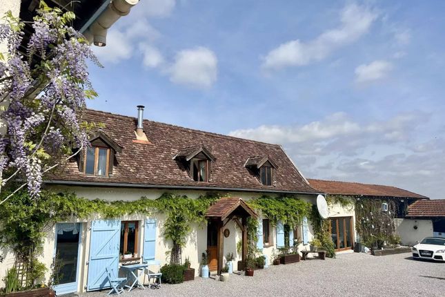 Thumbnail Farmhouse for sale in Salies-De-Bearn, Aquitaine, 64270, France