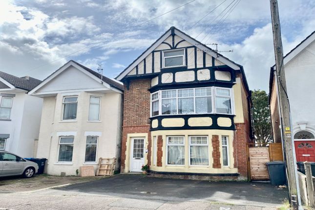 Flat for sale in Stewart Road, Bournemouth