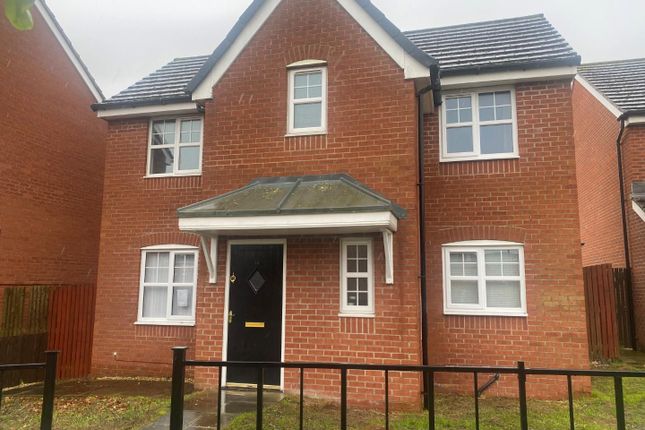 Thumbnail Detached house to rent in Lindisfarne Avenue, Thornaby, Stockton-On-Tees