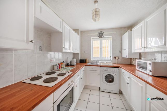 7, Tudor Court, Swansea photo 4
