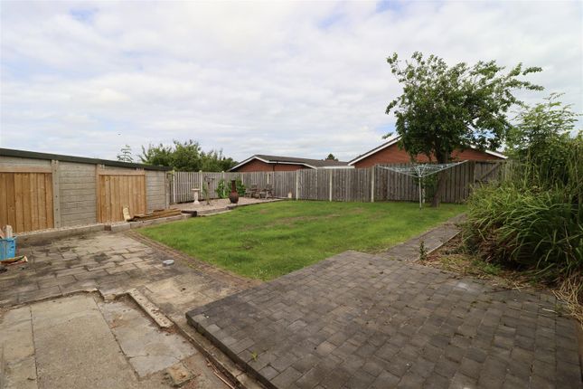 24, Northfield Road, Market Weighton photo 2