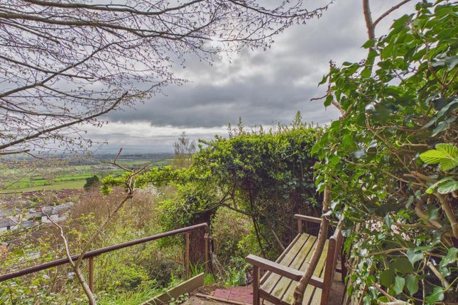 20, Benbow Close, Malvern photo 4