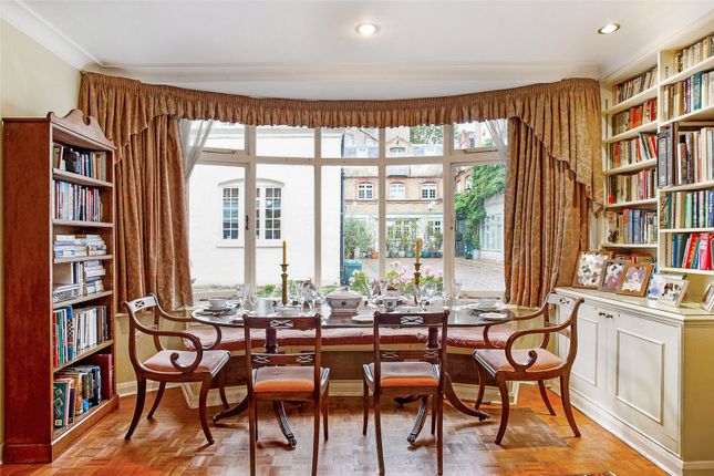 11, Hesper Mews, London photo 3
