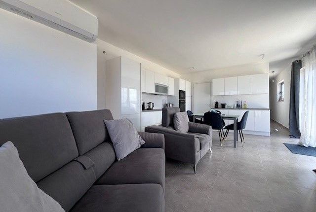Thumbnail Apartment for sale in Furnished, Penthouse, San Lawrenz