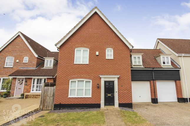 Link-detached house for sale in Sowdlefield Walk, Mulbarton, Norwich